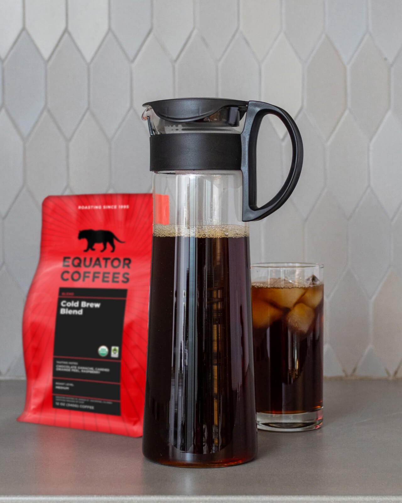 Cold Brew Blend Coffee | Cold Brew Coffee | Cold Brew Recipe | Equator Cold Brew | Pouring Cold Brew Coffee with the Hario Mizudashi | Equator Coffees