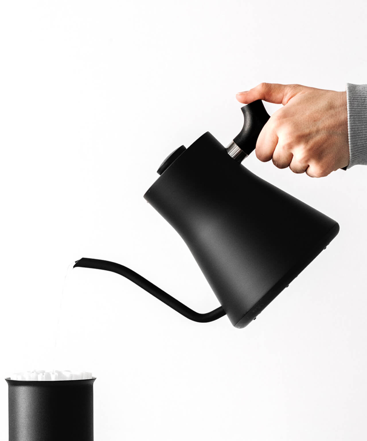 Preparing for the perfect pour with the Fellow Stagg Pourover Kettle | Equator Coffees