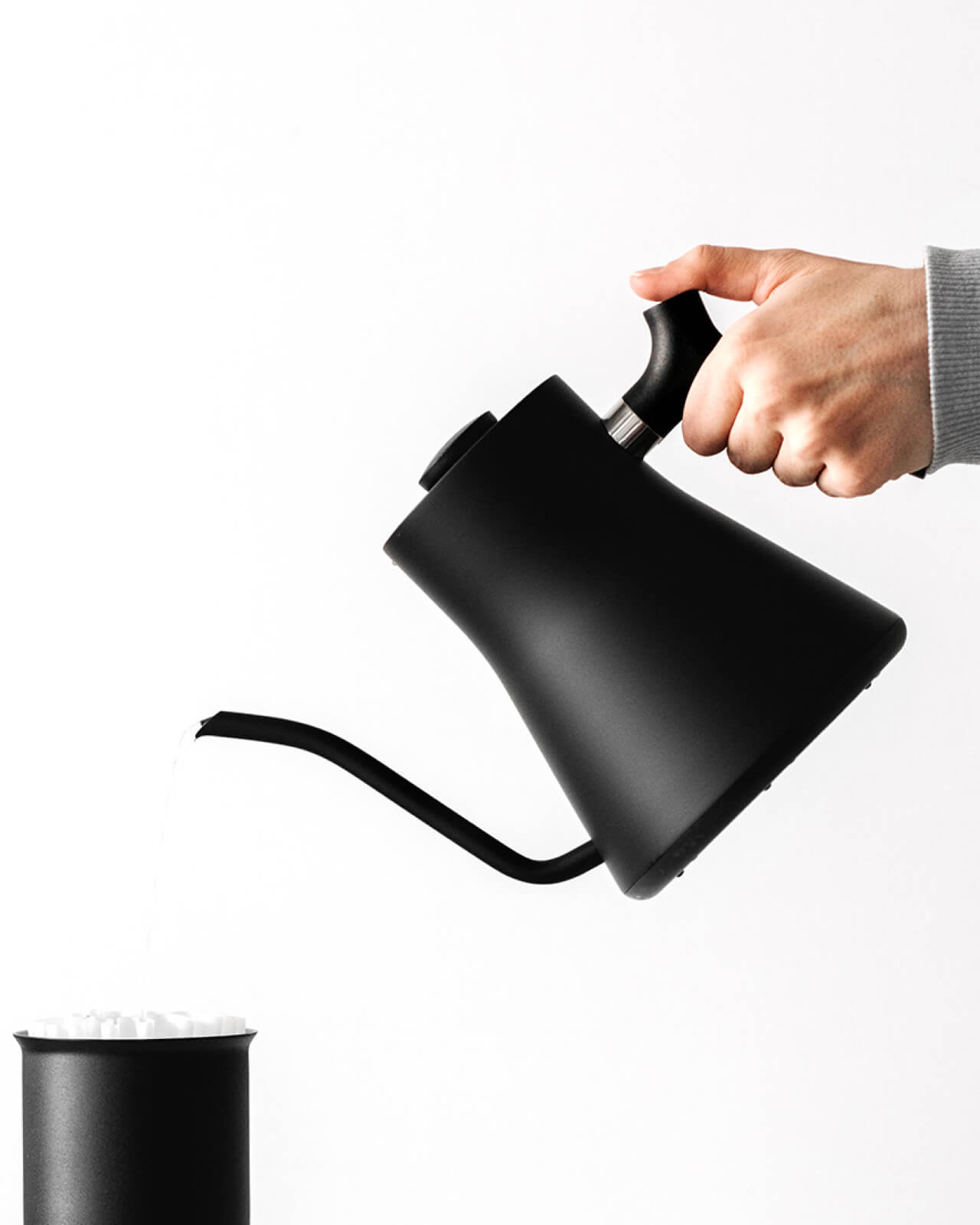 Preparing for the perfect pour with the Fellow Stagg Pourover Kettle | Equator Coffees